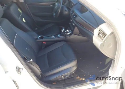 2015 BMW X1 xDrive28I z USA, uszkodzony, nr VIN WBAVL1C56FVY34938